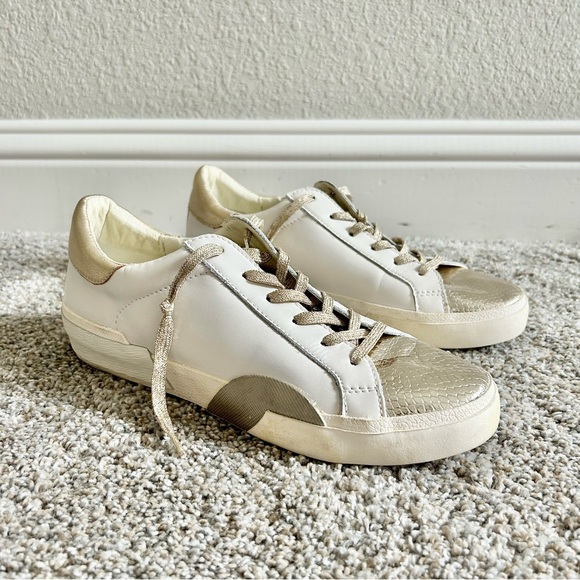 Dolce Vita Zina Sneakers Size 8.5 White Gold Embossed Leather - Picture 1 of 7